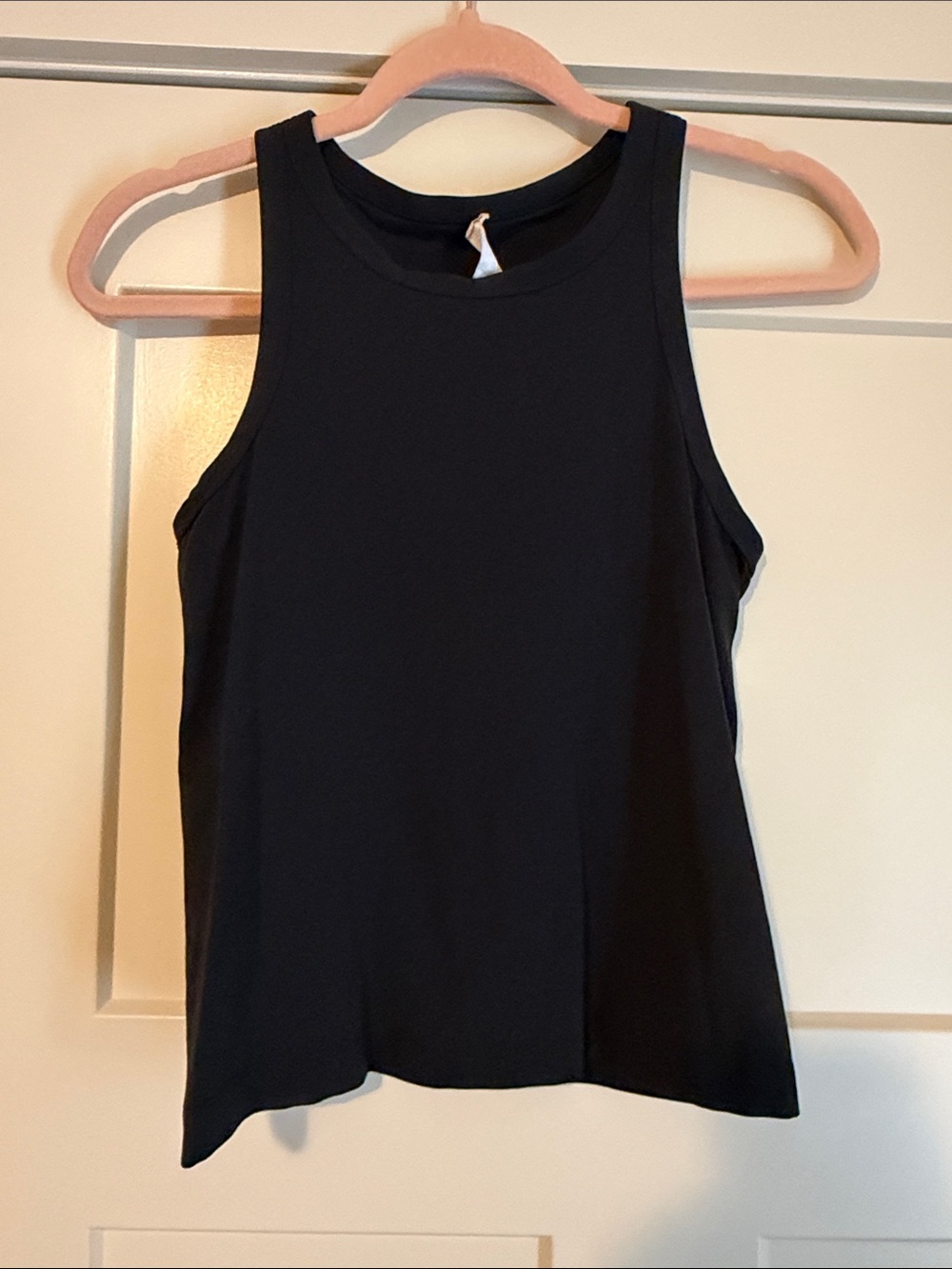 Classic Black Women's Tank Top - Lululemon